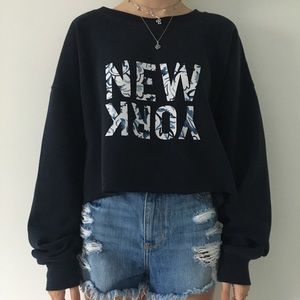 Abercrombie & Fitch cropped New York crew neck.